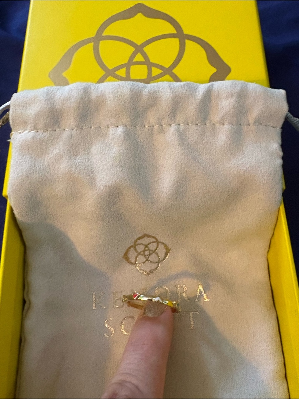 Kendra Scott Gold Multi-Color heart ring size 8/9